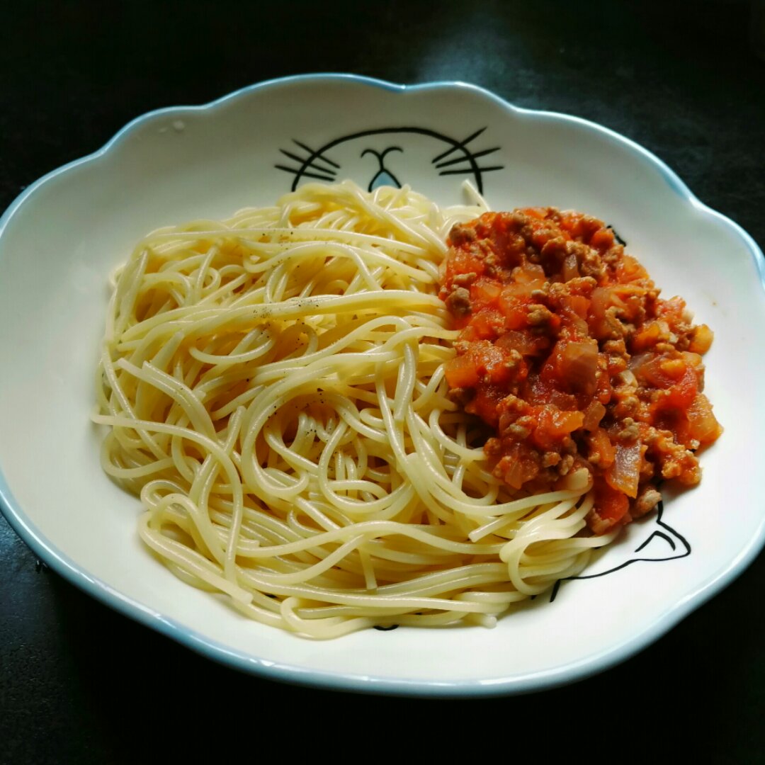 番茄肉酱意大利面