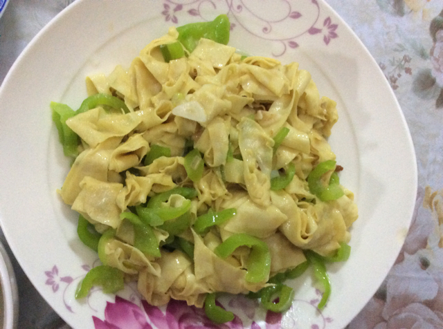 东北尖椒干豆腐