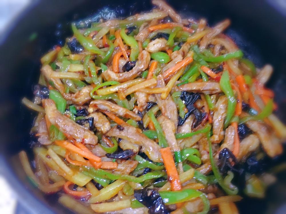 【原创】超下饭的家常川菜-鱼香肉丝（北方口味改良版）