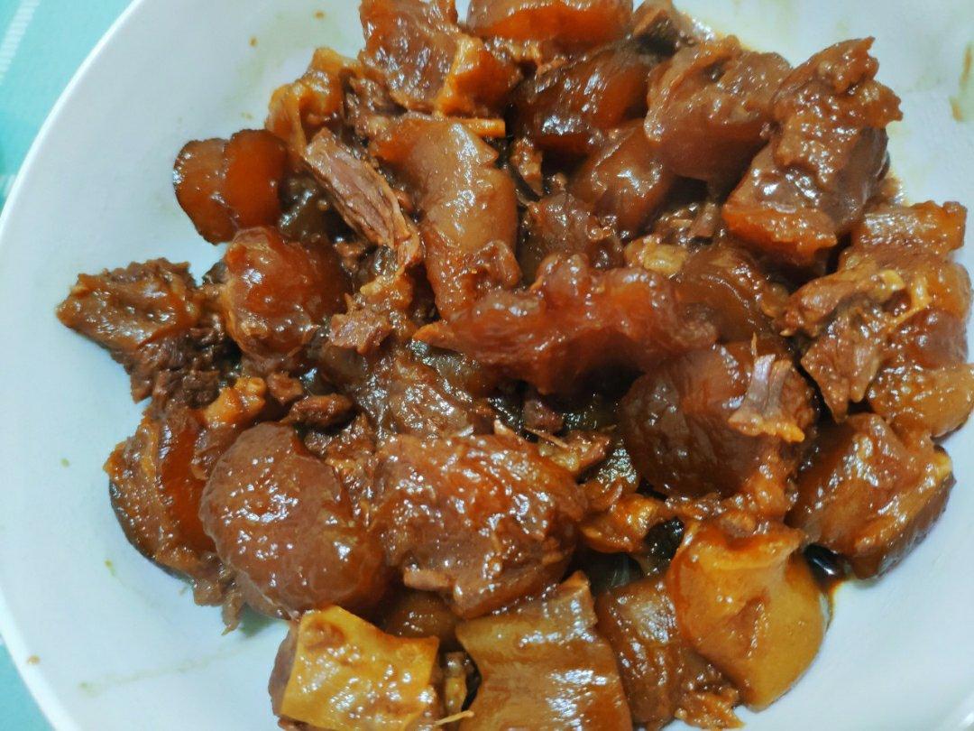 vivian3699做的台式红烧牛腩牛筋