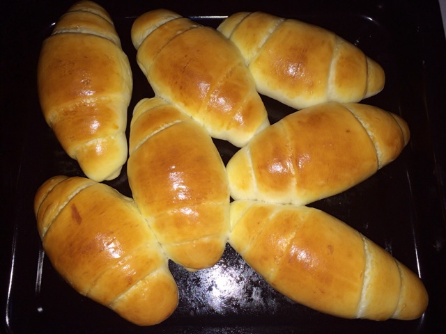 黄油面包卷