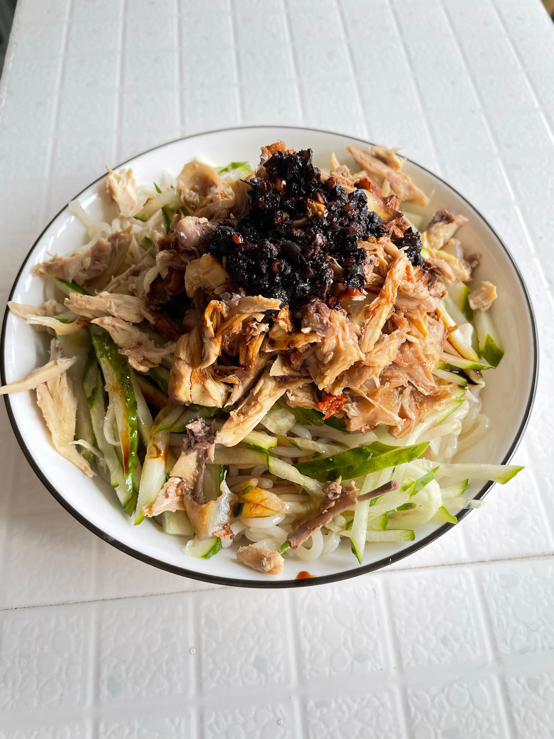 鸡丝凉面