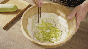 西葫芦早餐饼【孔老师教做菜】的做法 步骤8