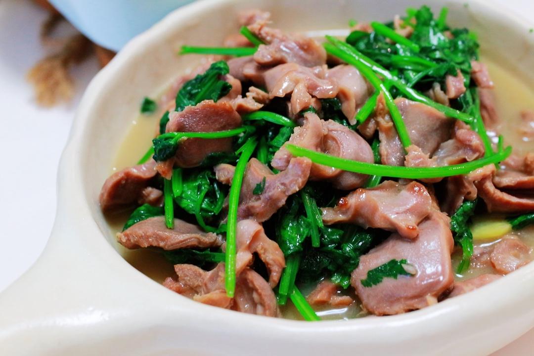 香菜炒鸡胗