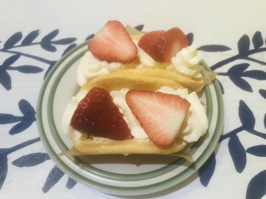 超详细草莓抱抱卷攻略，消耗奶油