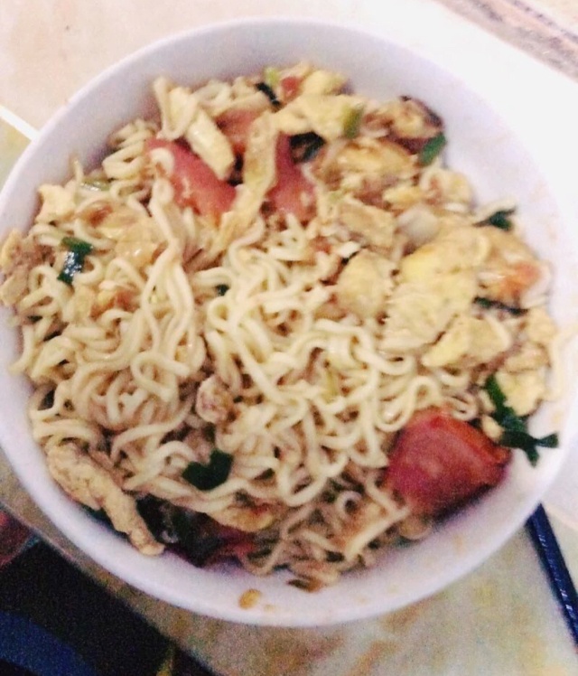 超级入味好吃的番茄鸡蛋面
