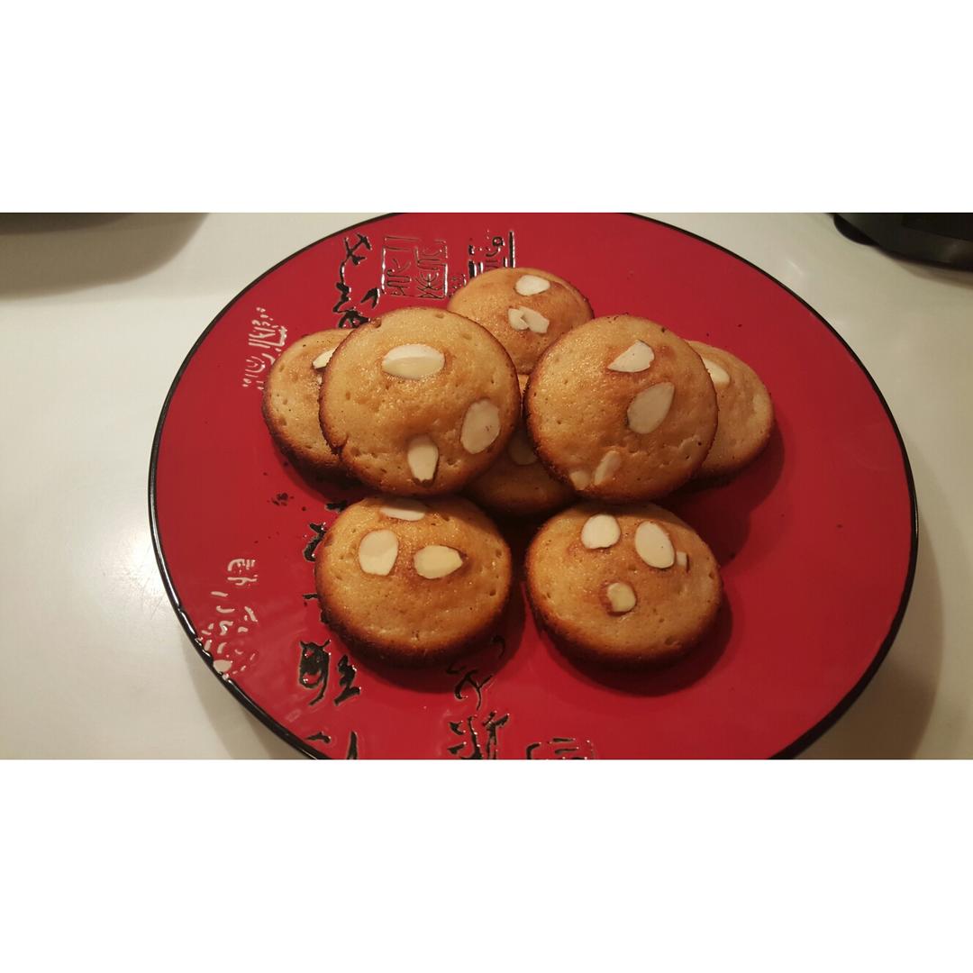 费南雪（Financier Cakes）