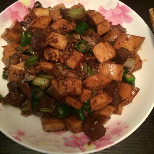 黑椒杏鲍菇牛肉粒