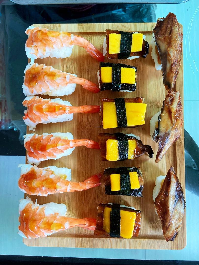 海鲜寿司