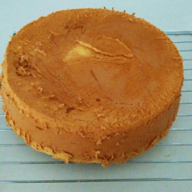 简单好做的8寸戚风蛋糕