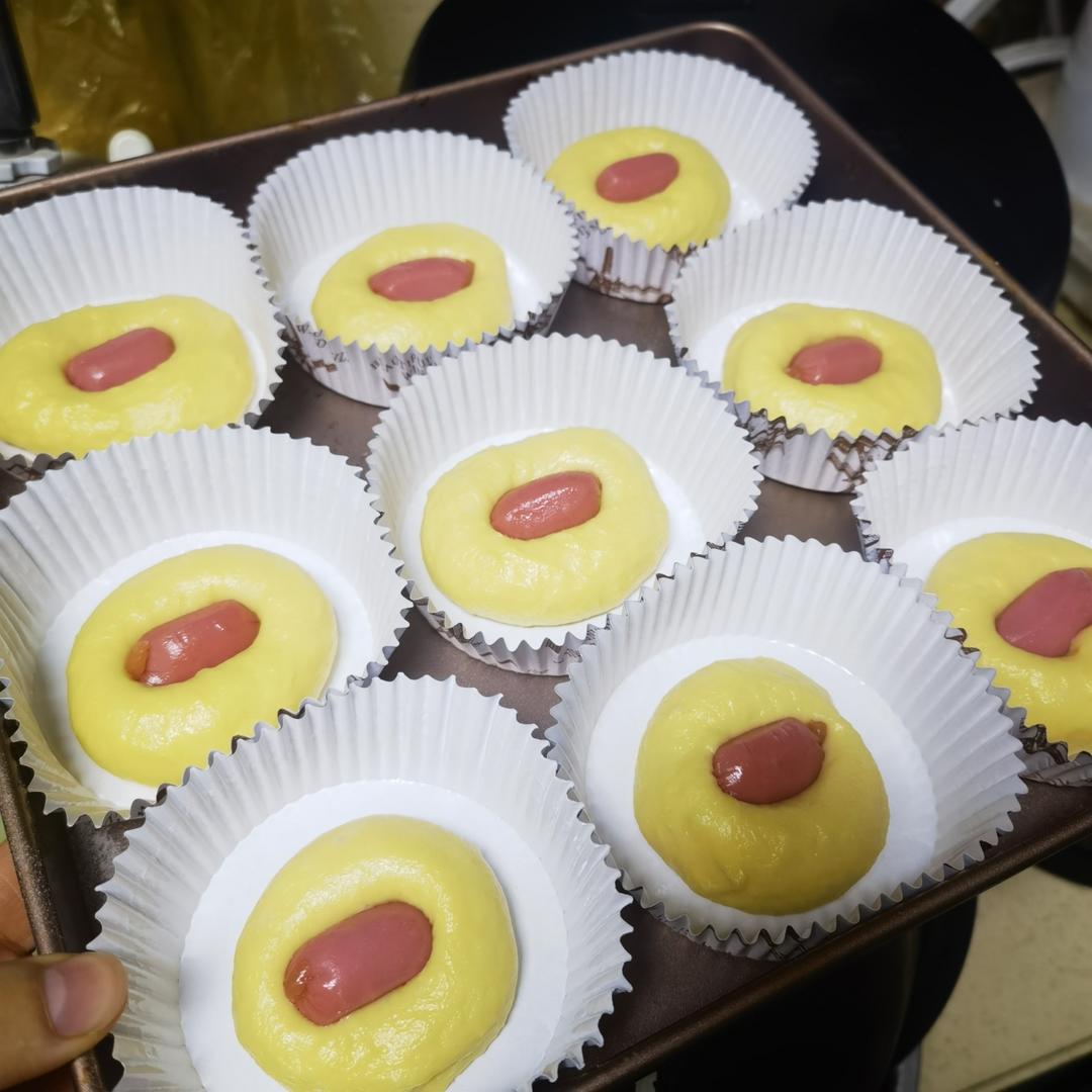 咸香美味‼️一口爆浆❗️黑椒迷你肠仔包