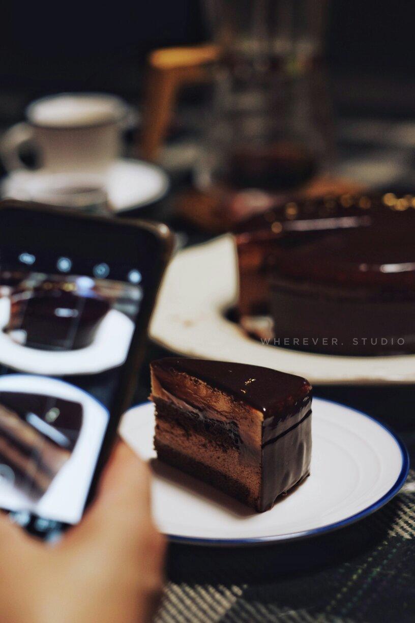 wherever白泥煤做的黑白巧克力慕斯蛋糕