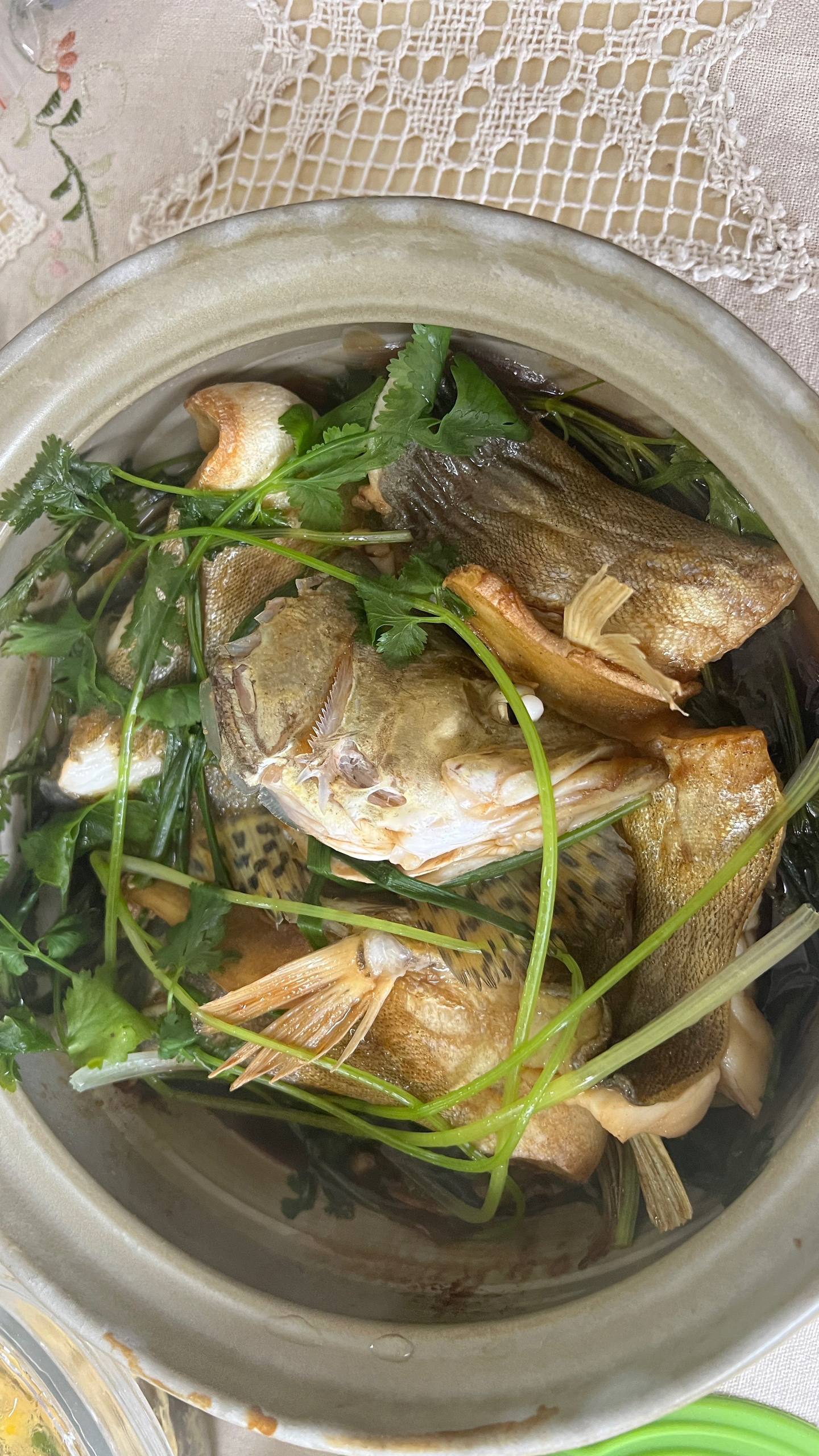 砂锅焗鳜鱼