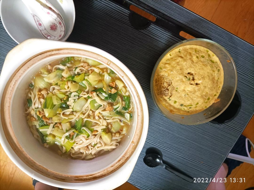 懒人福音爆香肉饼子炖蛋