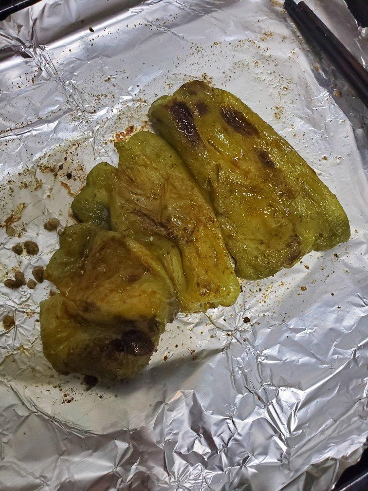 烤箱版烤魔芋     青椒、