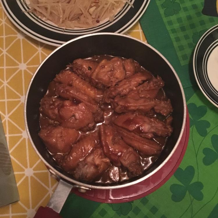 堂妈教你三汁鸡翅焖锅