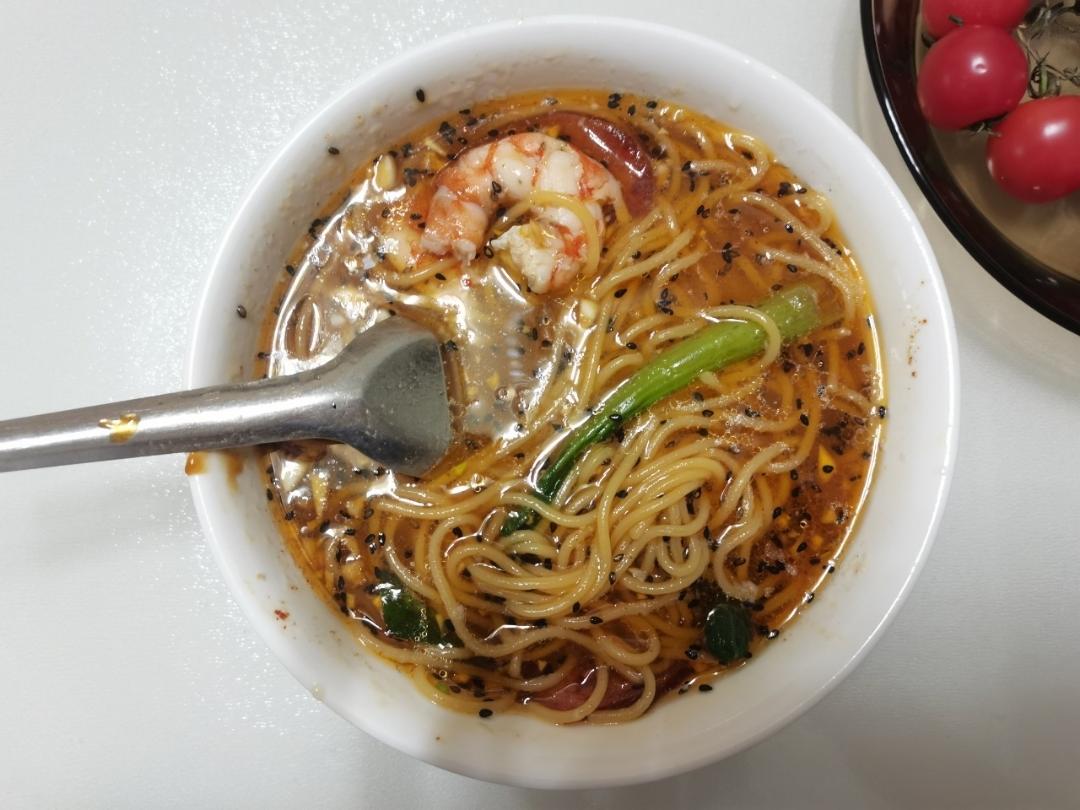 酸辣开胃｜酸汤面