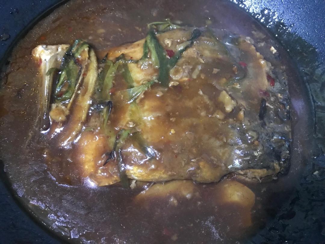 家常红烧鱼
