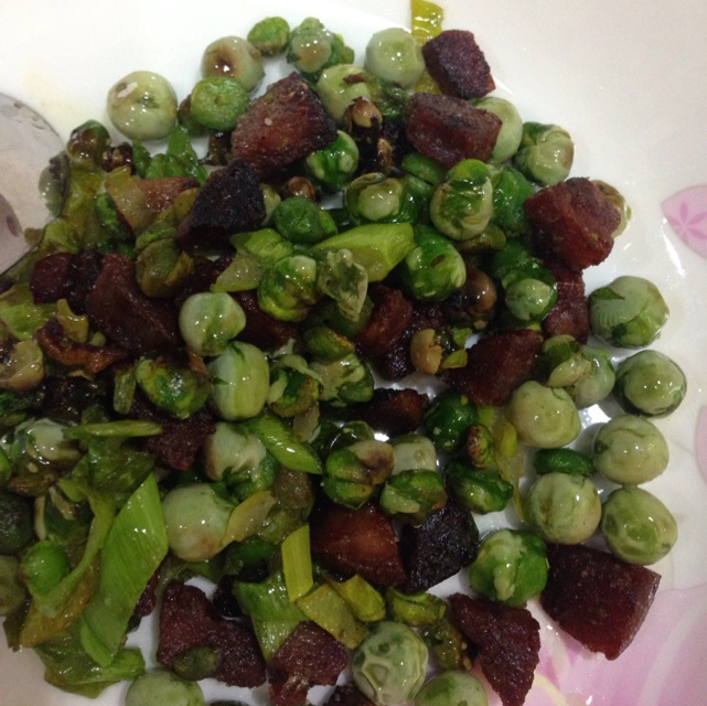 腊肉炒豌豆