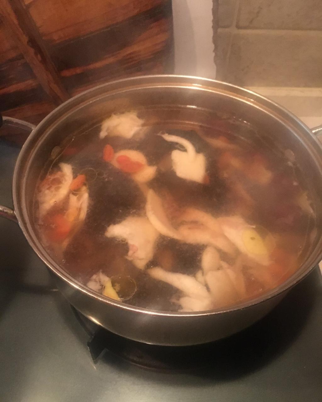 椰子乌鸡汤