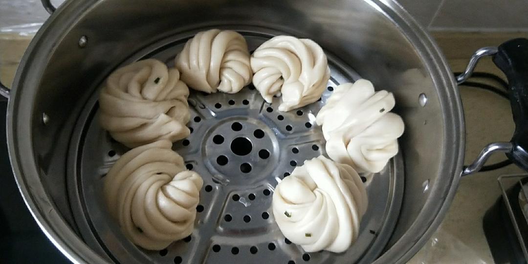 葱油花卷--有详细手法