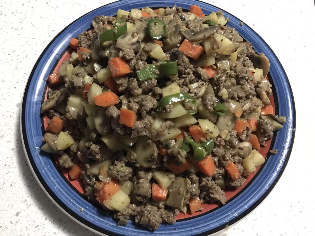 日式干免治牛肉饭