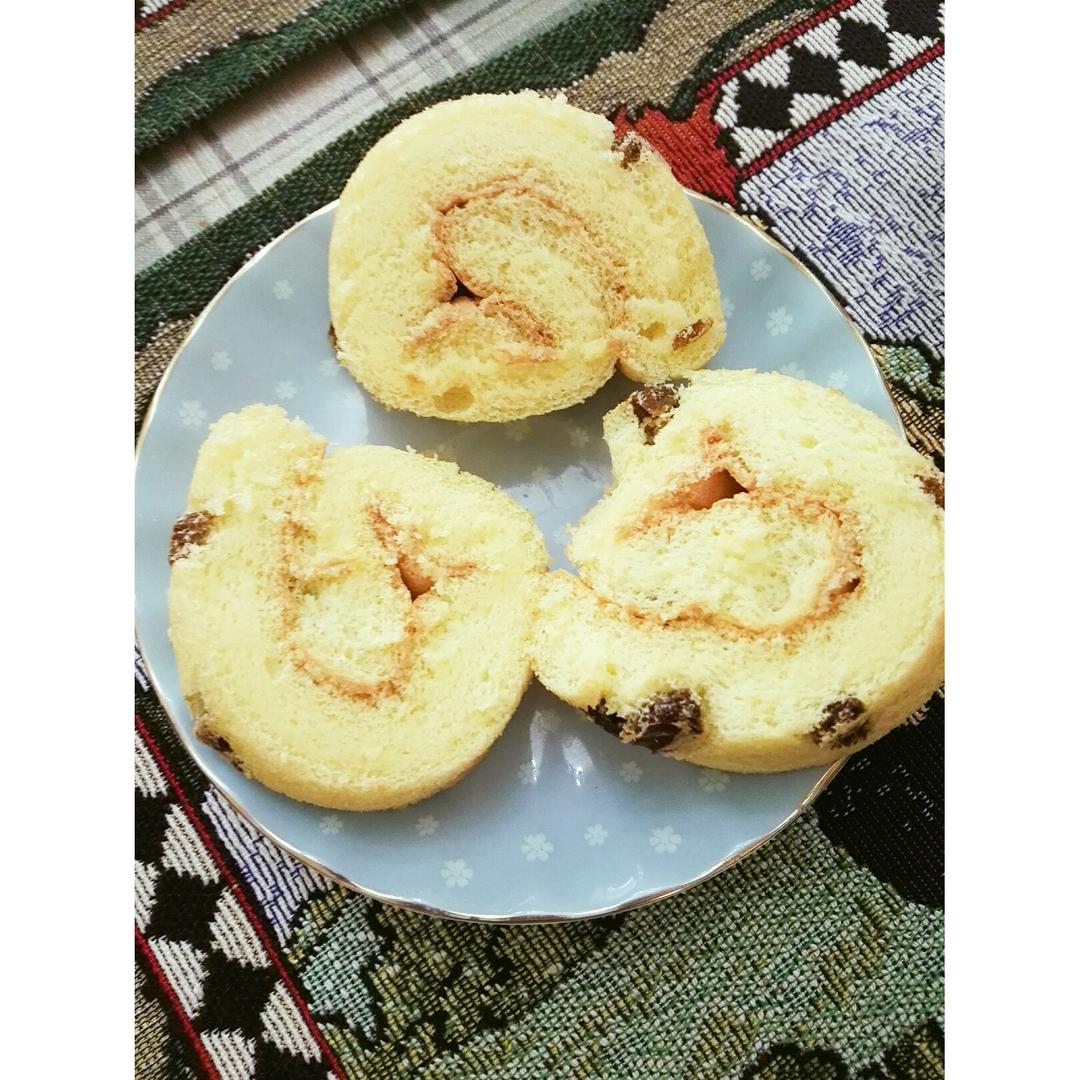葡萄干蛋糕卷