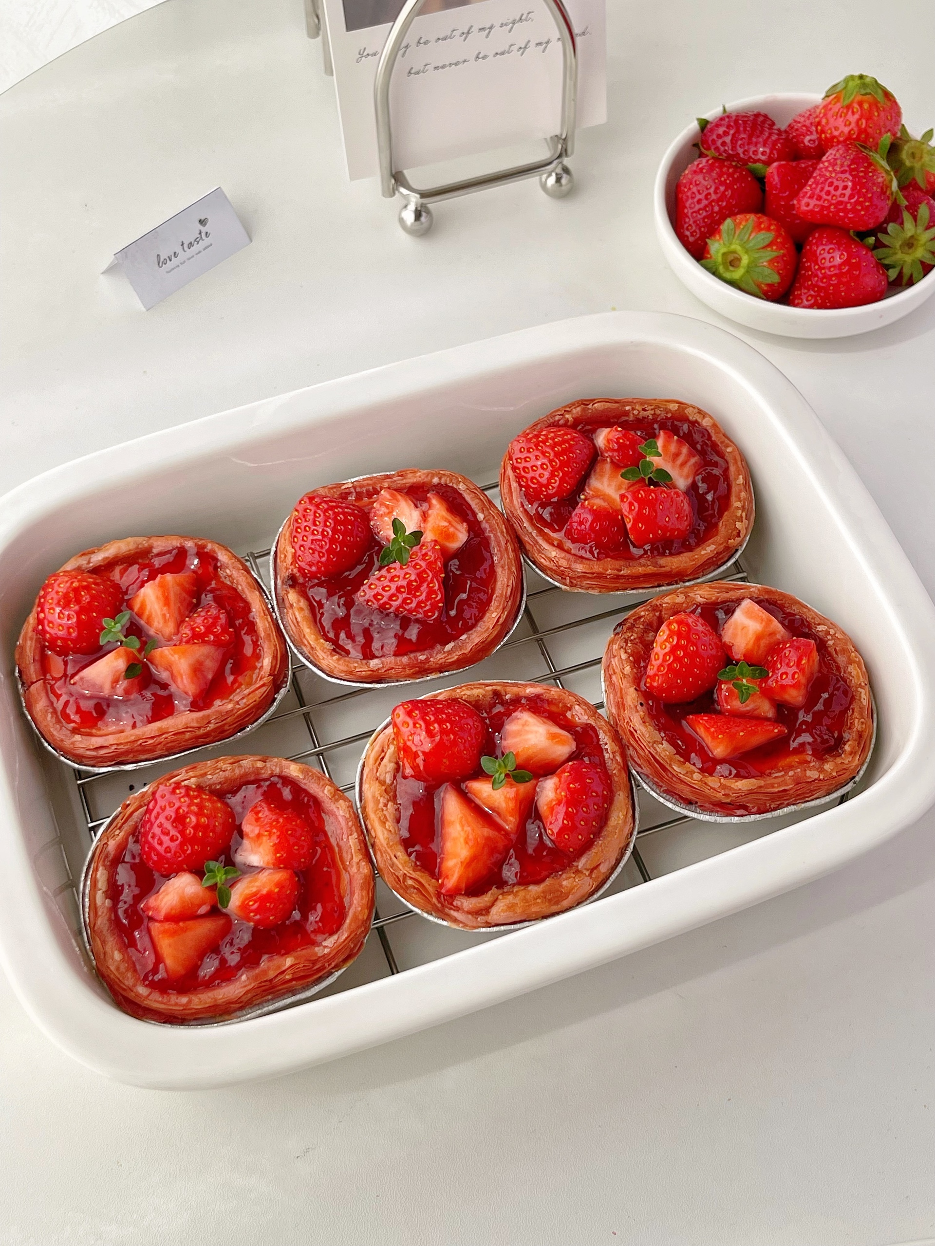 零失败粒粒草莓流心蛋挞❗️酥脆香甜的做法
