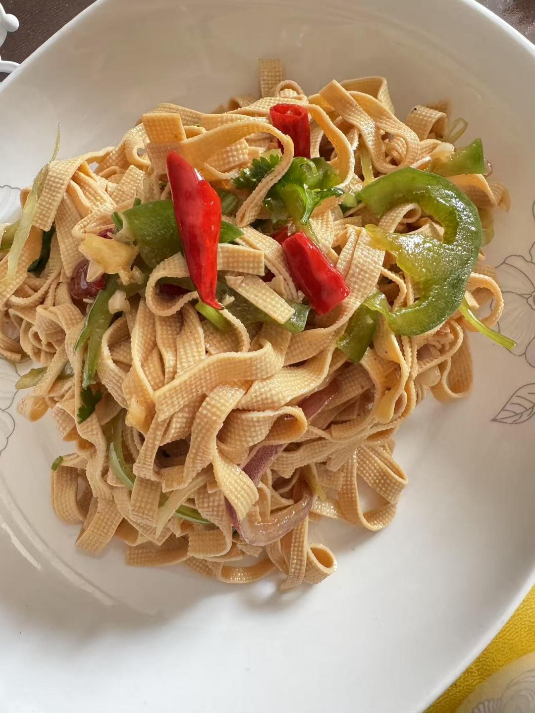 炝拌干豆腐丝
