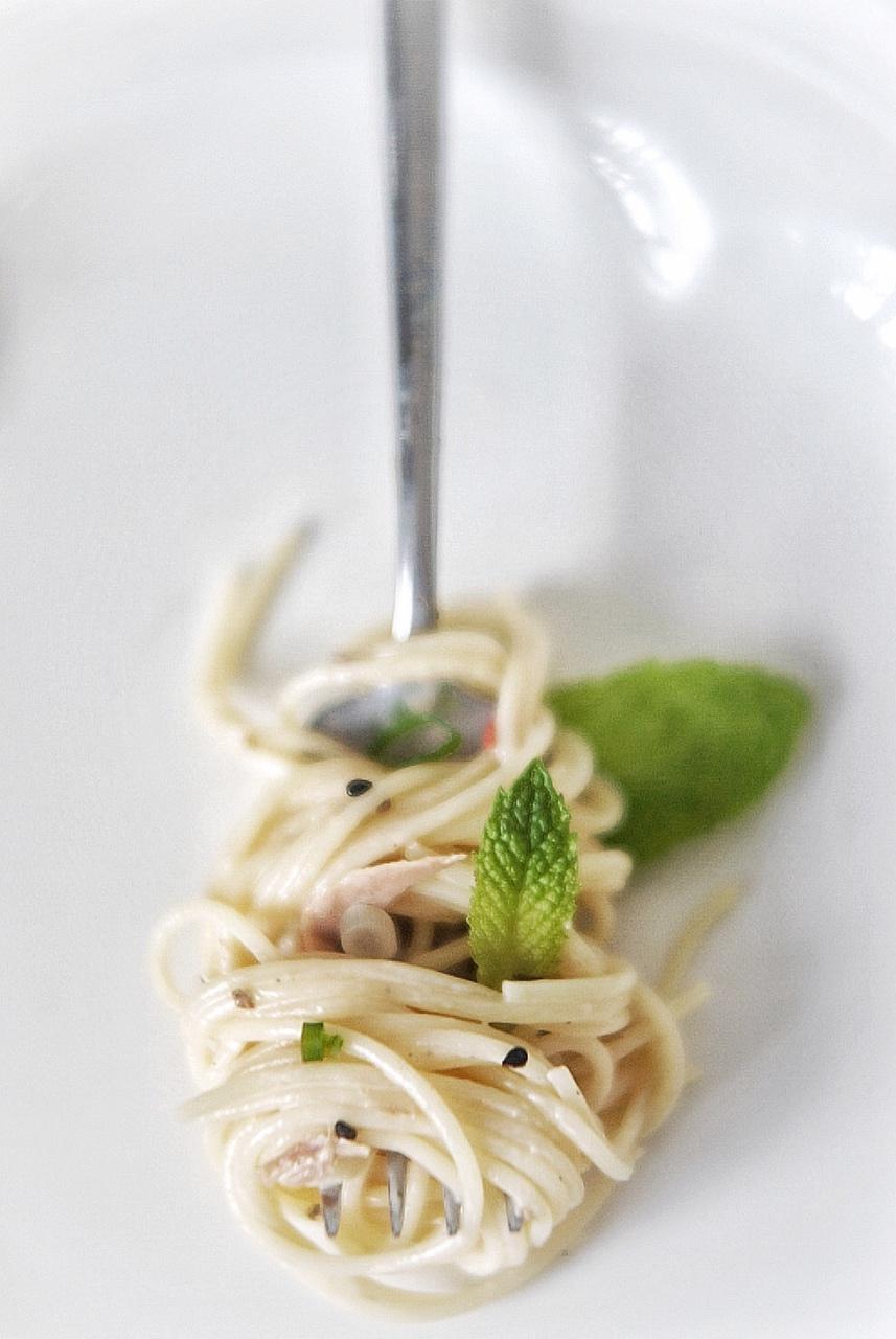 【食材包操作说明】金枪鱼烤番茄天使意面