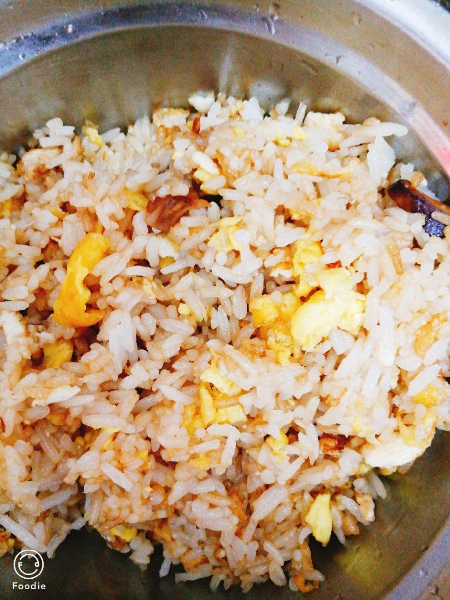 厨师长教你“蛋炒饭”如何做才好吃，答案都在这里面！