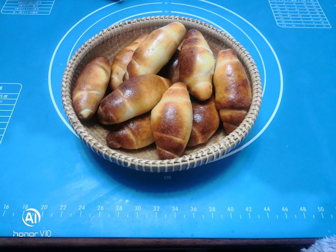 奶香浓郁易上手的鸡蛋鲜奶卷