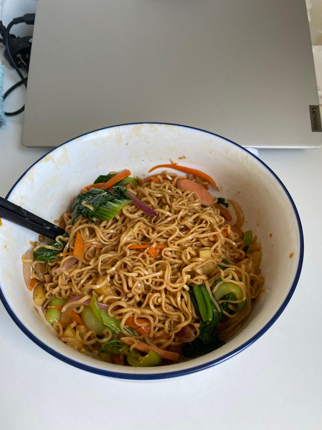 秒杀路边摊的炒方便面