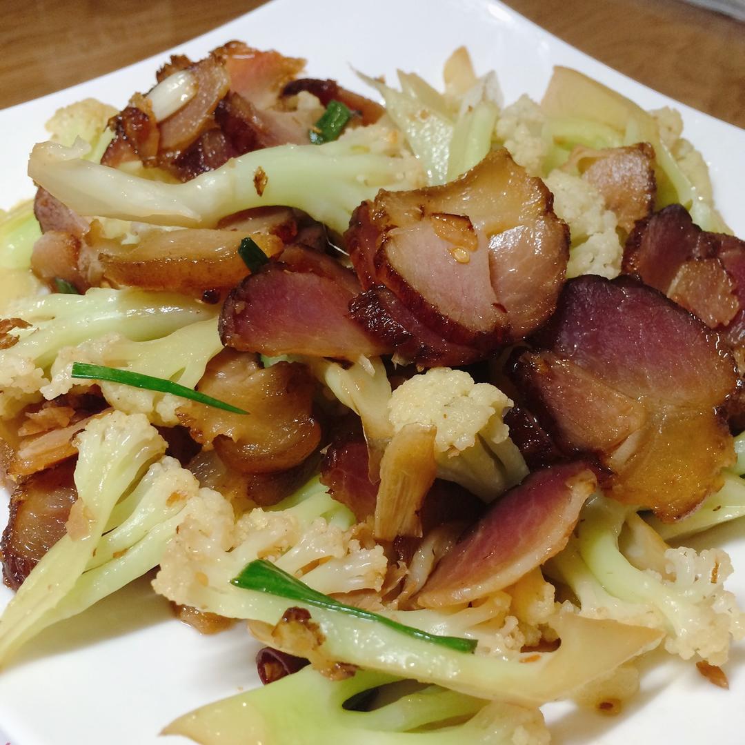 pufftina做的腊肉炒有机花菜