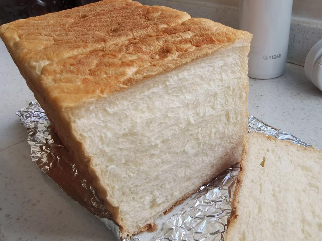 日式生吐司（组织细腻如云朵）