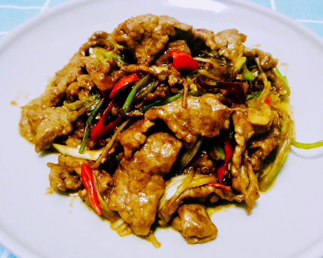 葱爆牛肉（小炒牛肉）