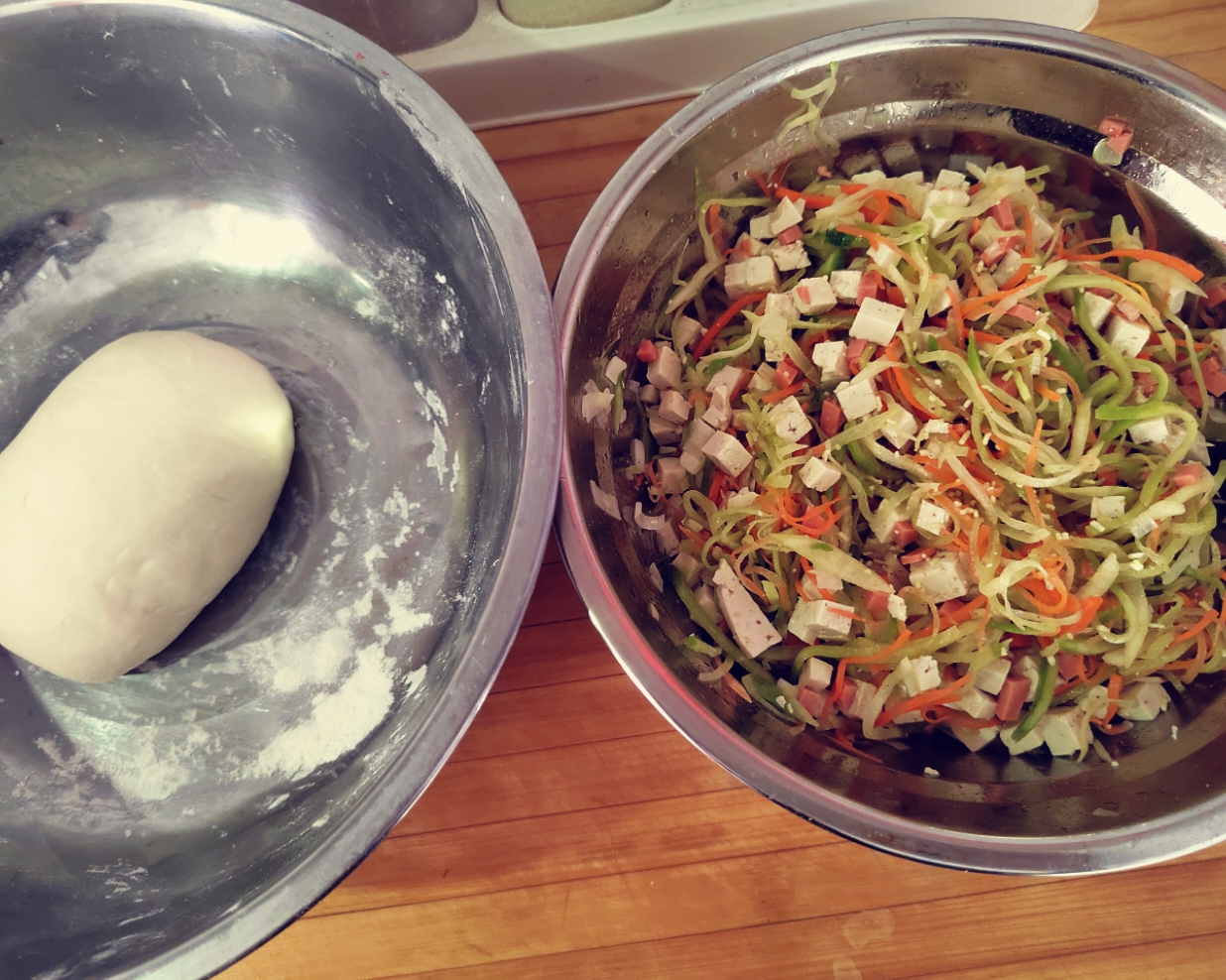 素食豆腐蔬菜卷的做法 步骤2