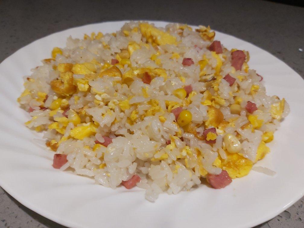 家常蛋炒饭