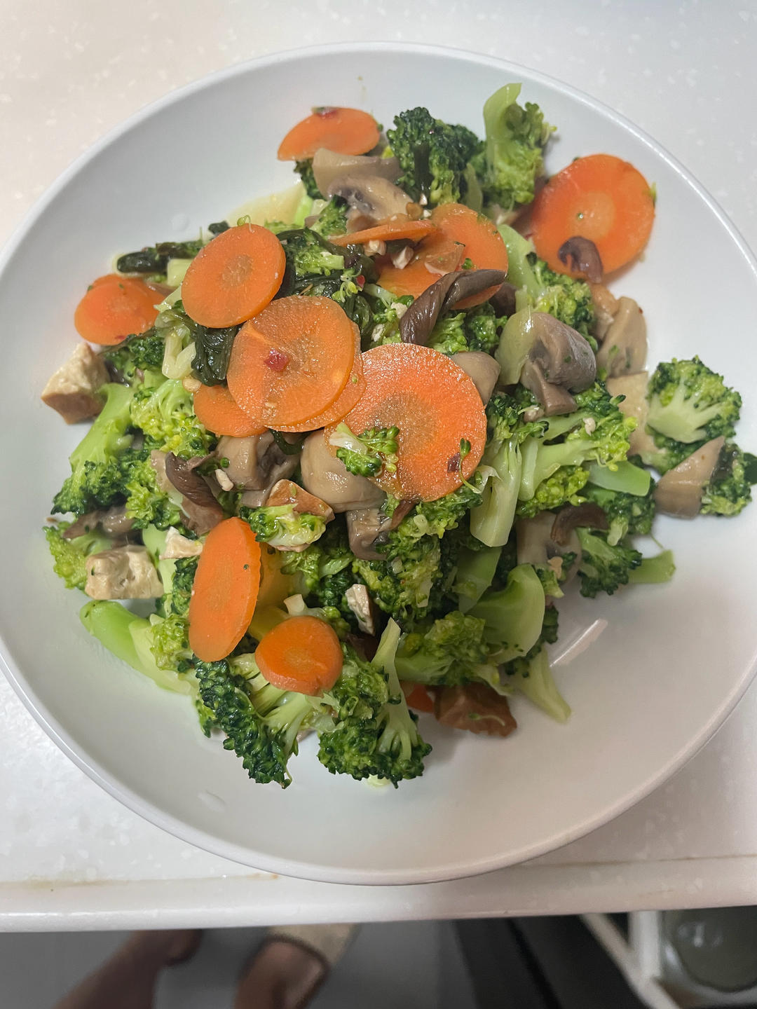 小美菜谱：清炒胡萝卜花椰菜（西兰花，花菜）的做法