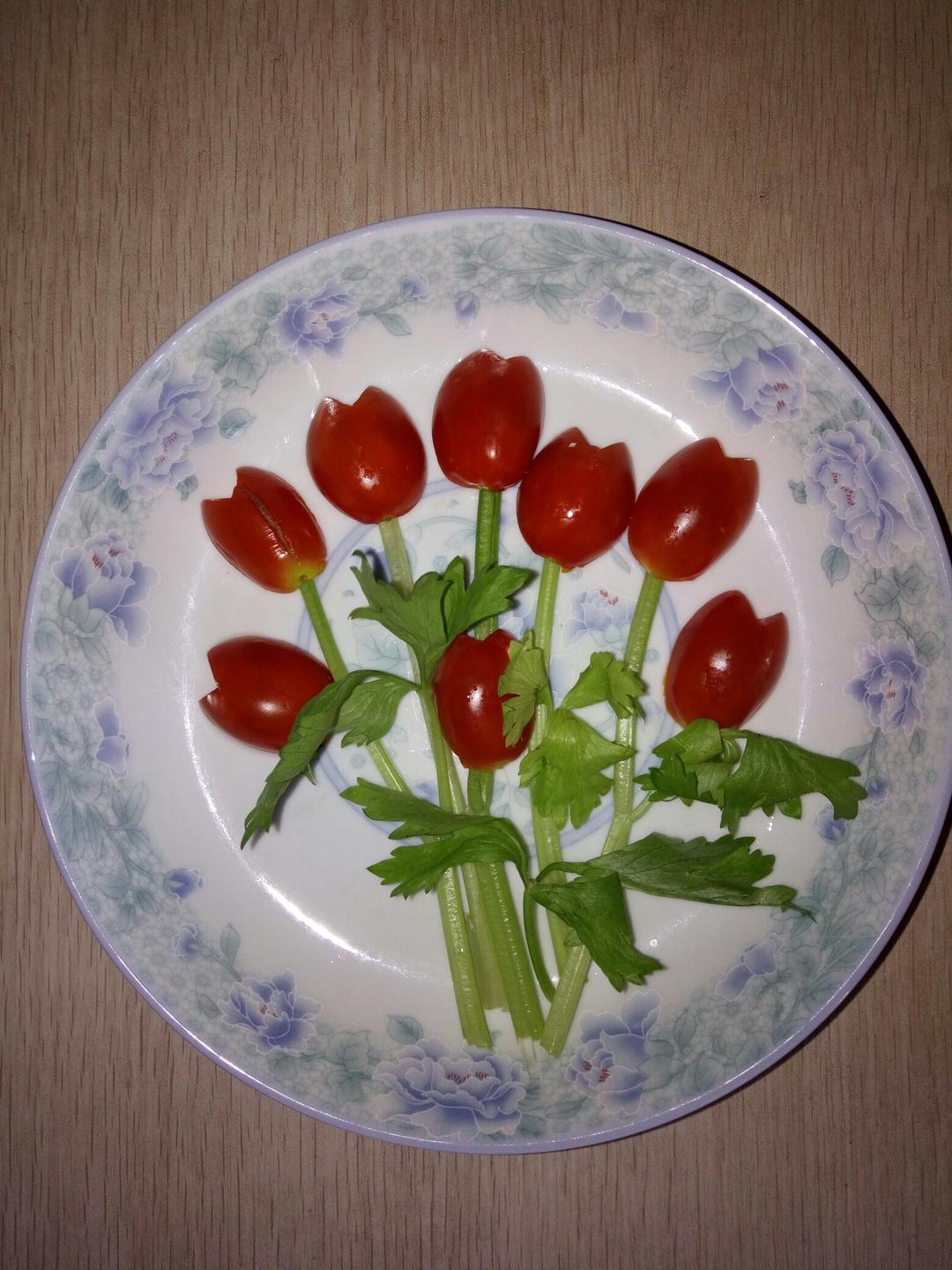 野百合也有春天s做的圣女果摆盘