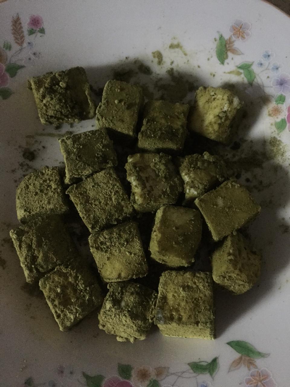 完胜85度C牛奶椰丝小方