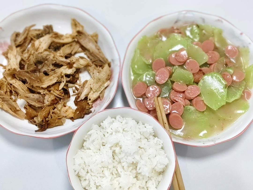 鲜🉐️掉眉毛的莴笋炒火腿