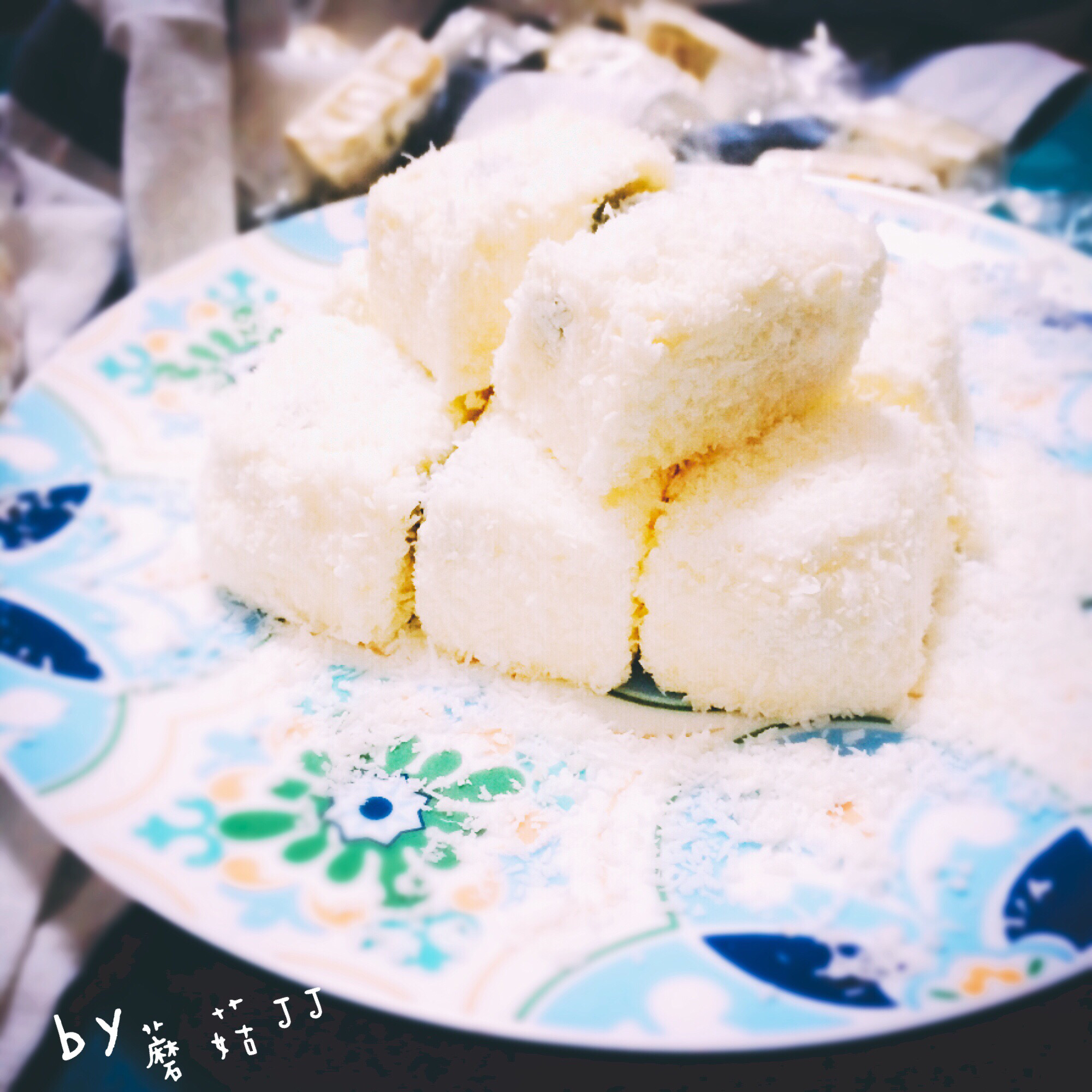完胜85度C牛奶椰丝小方