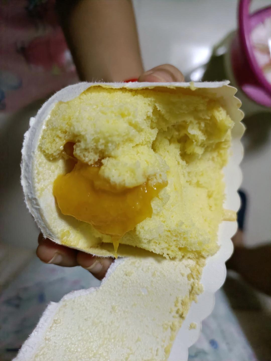 不爆头的芒果流心纸杯蛋糕