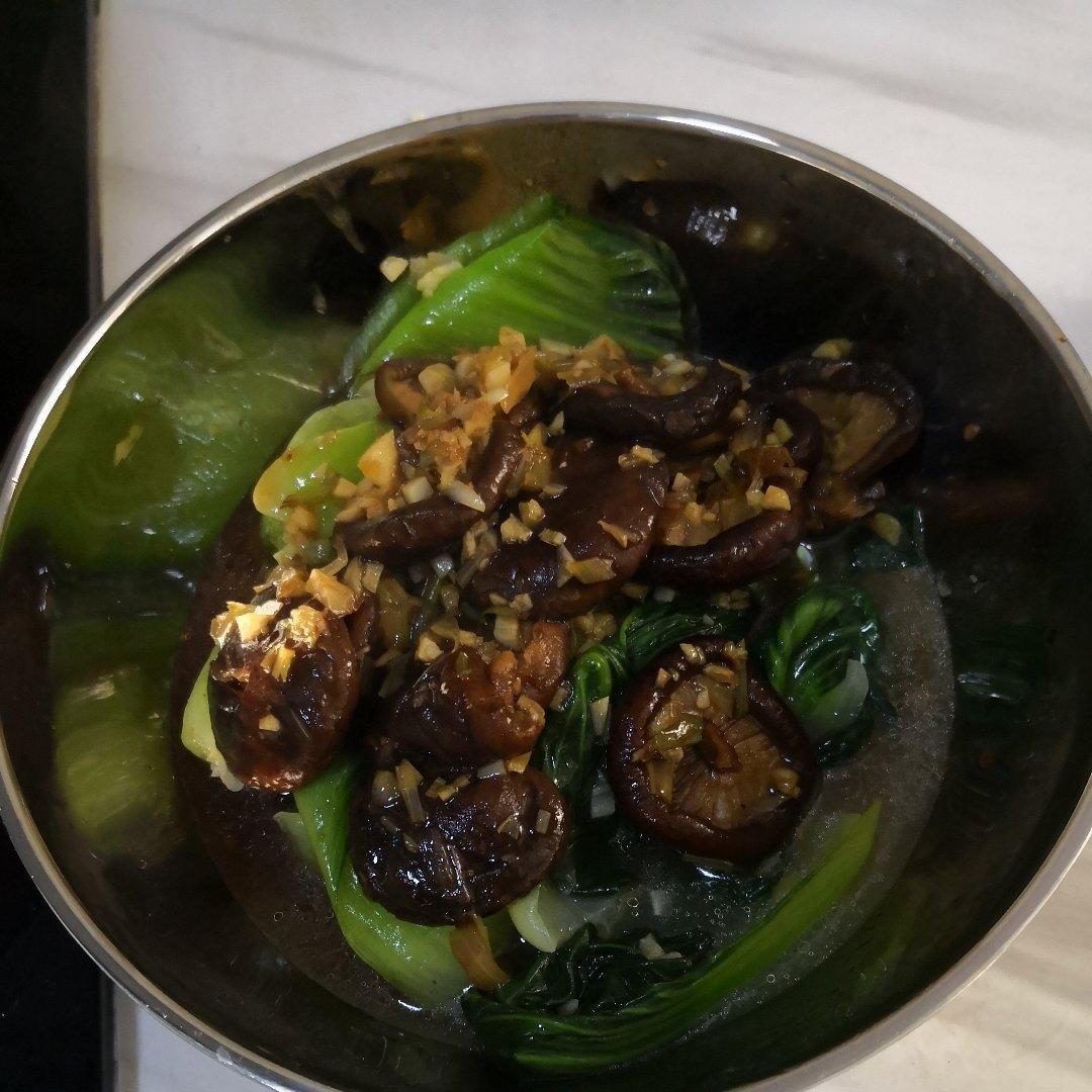 蚝油香菇菜心
