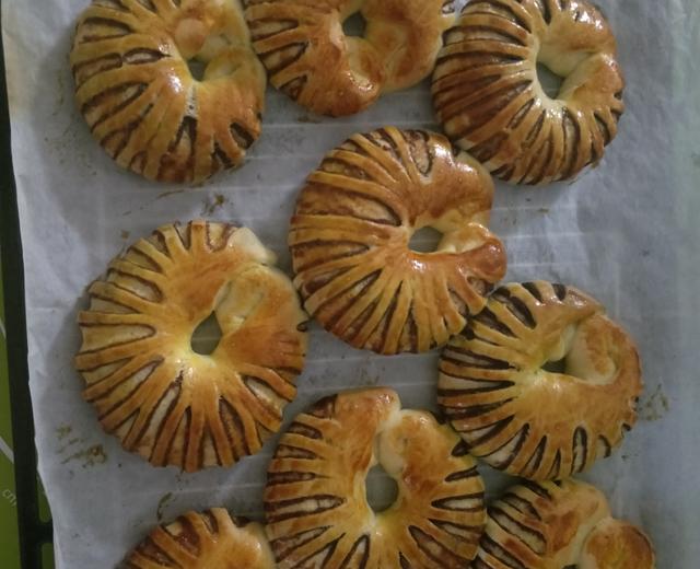豆沙卷面包的做法