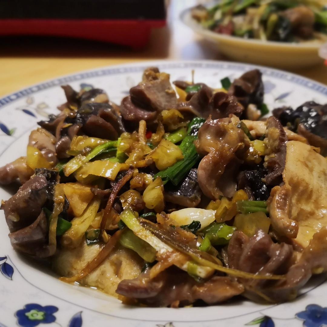 泡椒鸡胗