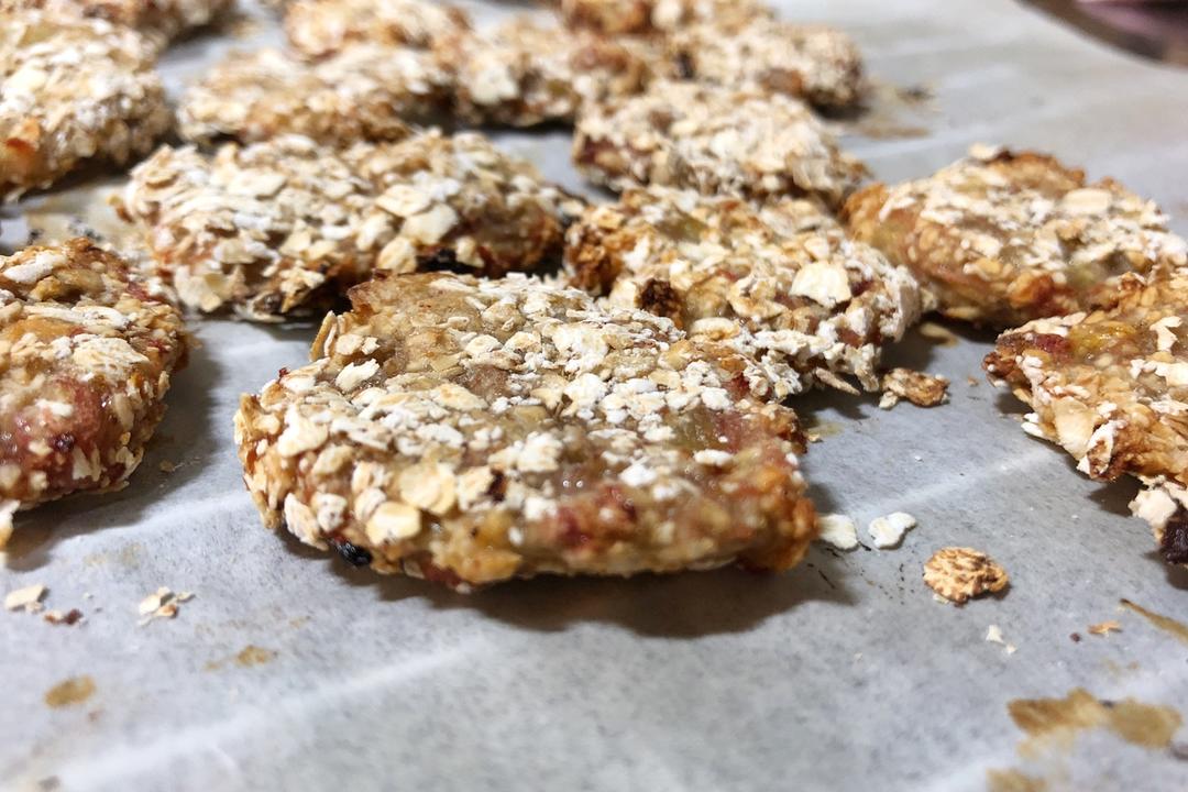 无糖无油低脂香蕉燕麦饼干