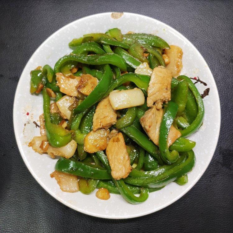 家常菜青椒炒肉