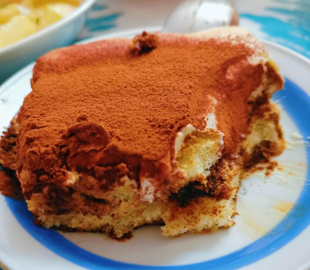 在欧洲学会的经典版提拉米苏